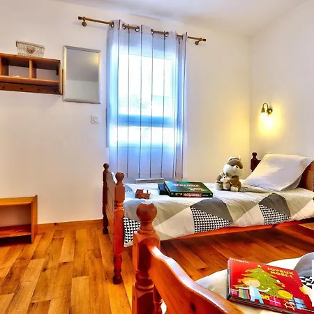 Σπίτι διακοπών Localise - M8b - Ty Katell-roz - Maison De Plain-pied Avec Un Terrain Entierement Clos A Quelques Pas De La Et Du Centre - Wifi Inclus - Draps Inclus - Animaux Bienvenus Tréffiagat
